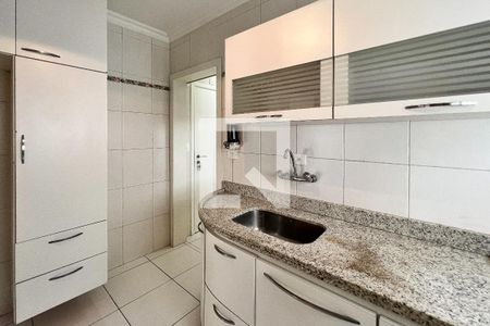 Apartamento para alugar com 126m², 3 quartos e 2 vagas Apartamento para alugar com 126m², 3 quartos e 2 vagasCozinha