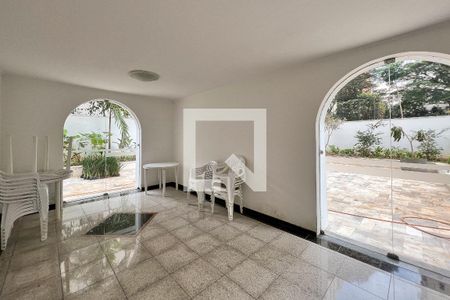 Apartamento para alugar com 126m², 3 quartos e 2 vagas Apartamento para alugar com 126m², 3 quartos e 2 vagasÁrea comum - Salão de festas