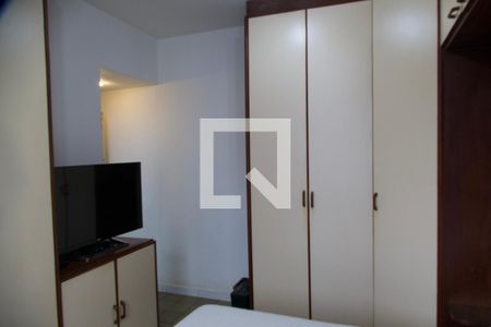 Apartamento à venda com 298m², 4 quartos e 2 vagas Apartamento à venda com 298m², 4 quartos e 2 vagasSuíte