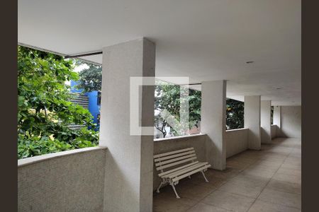 Apartamento à venda com 298m², 4 quartos e 2 vagas Apartamento à venda com 298m², 4 quartos e 2 vagasÁrea Comum - Playground