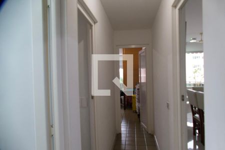 Apartamento à venda com 298m², 4 quartos e 2 vagas Apartamento à venda com 298m², 4 quartos e 2 vagasCorredor