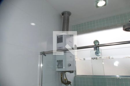 Apartamento à venda com 298m², 4 quartos e 2 vagas Apartamento à venda com 298m², 4 quartos e 2 vagasBanheiro social