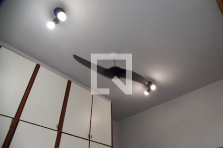 Apartamento à venda com 298m², 4 quartos e 2 vagas Apartamento à venda com 298m², 4 quartos e 2 vagasQuarto 2