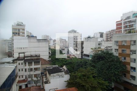 Apartamento à venda com 298m², 4 quartos e 2 vagas Apartamento à venda com 298m², 4 quartos e 2 vagasSuíte vista
