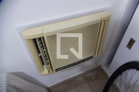 Apartamento à venda com 298m², 4 quartos e 2 vagas Apartamento à venda com 298m², 4 quartos e 2 vagasQuarto 3