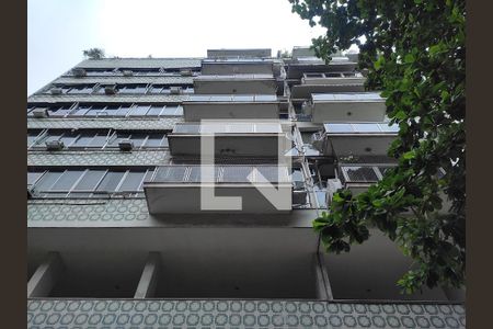 Apartamento à venda com 298m², 4 quartos e 2 vagas Apartamento à venda com 298m², 4 quartos e 2 vagasPortaria