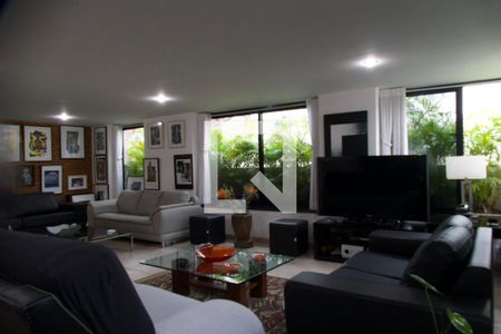 Apartamento à venda com 298m², 4 quartos e 2 vagas Apartamento à venda com 298m², 4 quartos e 2 vagasSala 2