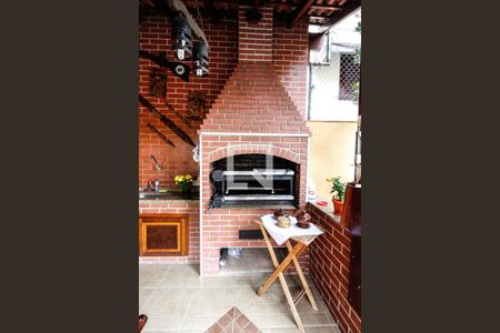 Casa à venda com 590m², 5 quartos e 5 vagas Casa à venda com 590m², 5 quartos e 5 vagasChurrasqueira