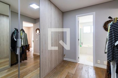 Apartamento à venda com 213m², 2 quartos e 3 vagasCloset da Suíte 2