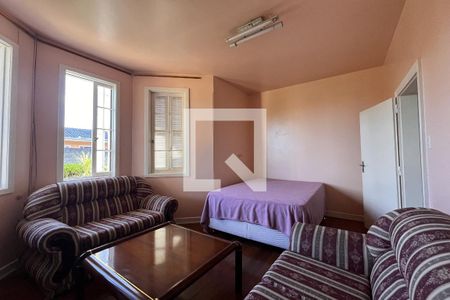 Casa à venda com 1950m², 4 quartos e 5 vagasQuarto 4