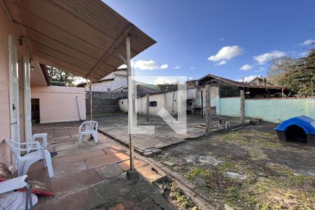 Casa à venda com 1950m², 4 quartos e 5 vagasÁrea Externa