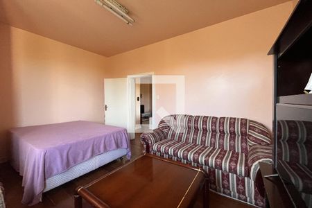 Casa à venda com 1950m², 4 quartos e 5 vagasQuarto 4