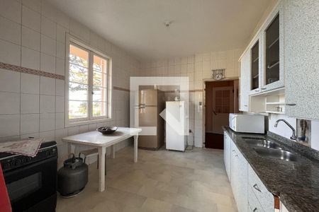 Casa à venda com 1950m², 4 quartos e 5 vagasCozinha