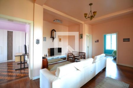 Sala de casa à venda com 4 quartos, 1950m² em Cristal, Porto Alegre