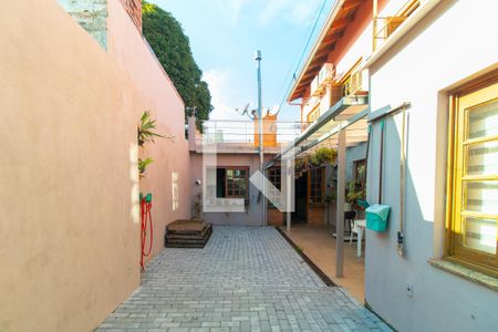 Casa de condomínio para alugar com 340m², 5 quartos e 2 vagasQuintal