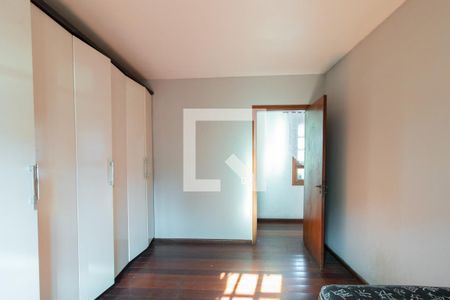 Casa de condomínio para alugar com 340m², 5 quartos e 2 vagasCobertura