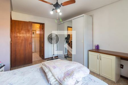 Casa de condomínio para alugar com 340m², 5 quartos e 2 vagasQuarto 2