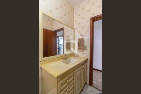 Casa de condomínio para alugar com 340m², 5 quartos e 2 vagasBanheiro