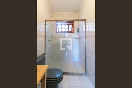 Casa de condomínio para alugar com 340m², 5 quartos e 2 vagasBanheiro