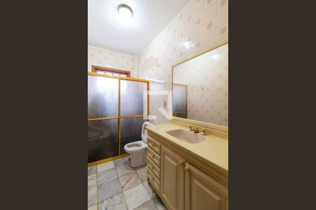 Casa de condomínio para alugar com 340m², 5 quartos e 2 vagasBanheiro