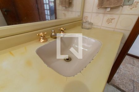 Casa de condomínio para alugar com 340m², 5 quartos e 2 vagasBanheiro