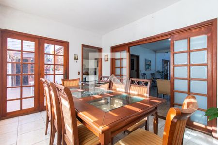 Sala de casa de condomínio para alugar com 5 quartos, 340m² em Espírito Santo, Porto Alegre