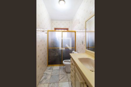 Casa de condomínio para alugar com 340m², 5 quartos e 2 vagasBanheiro