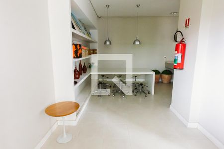 Apartamento para alugar com 70m², 2 quartos e 2 vagas Apartamento para alugar com 70m², 2 quartos e 2 vagasHome Office