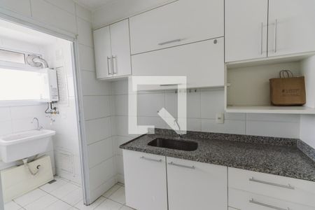 Apartamento para alugar com 70m², 2 quartos e 2 vagas Apartamento para alugar com 70m², 2 quartos e 2 vagasCozinha