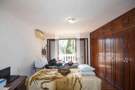 Casa para alugar com 295m², 5 quartos e 5 vagas Casa para alugar com 295m², 5 quartos e 5 vagasSuíte 1