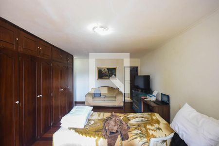 Casa para alugar com 295m², 5 quartos e 5 vagas Casa para alugar com 295m², 5 quartos e 5 vagasSuíte 1