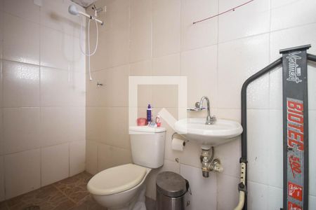 Casa para alugar com 295m², 5 quartos e 5 vagas Casa para alugar com 295m², 5 quartos e 5 vagasBanheiro de Serviço