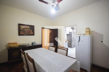 Casa para alugar com 295m², 5 quartos e 5 vagas Casa para alugar com 295m², 5 quartos e 5 vagasCopa