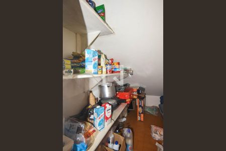 Casa para alugar com 295m², 5 quartos e 5 vagas Casa para alugar com 295m², 5 quartos e 5 vagasDespensa