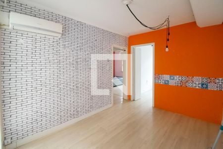 Sala de Estar de apartamento para alugar com 2 quartos, 54m² em Santo Antônio, Porto Alegre
