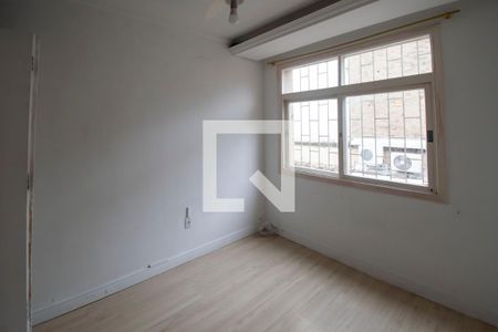 Quarto 2 de apartamento para alugar com 2 quartos, 54m² em Santo Antônio, Porto Alegre