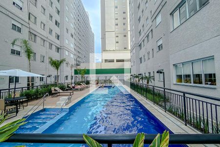 Apartamento à venda com 38m², 2 quartos e sem vagaÁrea comum - Piscina