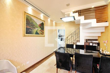Sala de casa de condomínio à venda com 3 quartos, 140m² em Nova Petrópolis, São Bernardo do Campo