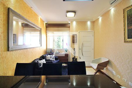 Sala de casa de condomínio à venda com 3 quartos, 140m² em Nova Petrópolis, São Bernardo do Campo