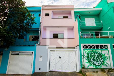 Fachada de casa à venda com 3 quartos, 165m² em Parque São Vicente, Mauá