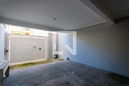 Garagem de casa à venda com 3 quartos, 165m² em Parque São Vicente, Mauá