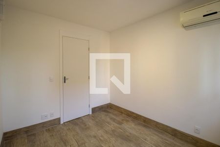 Quarto 1  de apartamento para alugar com 2 quartos, 52m² em Bairro Fátima, Canoas