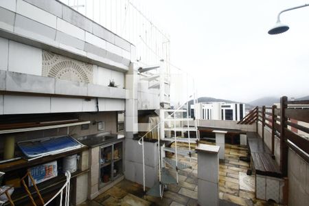 Apartamento à venda com 166m², 4 quartos e 1 vagaTerraço