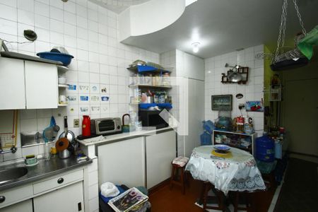 Apartamento à venda com 166m², 4 quartos e 1 vagaCozinha e Área de Serviço