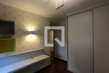 Apartamento à venda com 225m², 4 quartos e 4 vagas Suíte 2