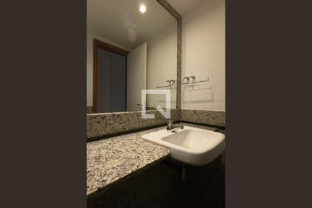 Apartamento à venda com 225m², 4 quartos e 4 vagasLavabo