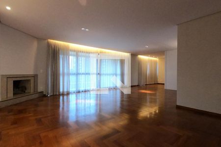 Apartamento à venda com 225m², 4 quartos e 4 vagasSala