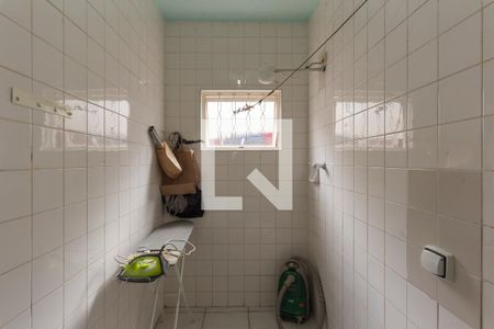 Banheiro da Suíte de casa à venda com 4 quartos, 200m² em Jardim Nova Europa, Campinas