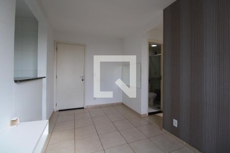 Sala de apartamento à venda com 2 quartos, 45m² em Vila Trinta E Um de Março, Campinas