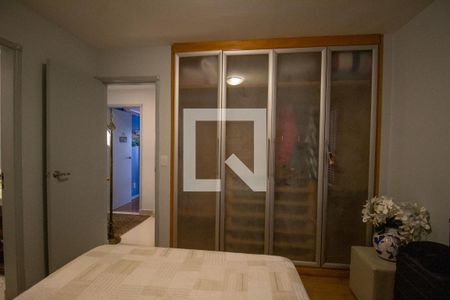 Apartamento à venda com 189m², 3 quartos e 3 vagasSuíte 1